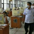 Sekdakab Langkat, Indra Salahudin meninjau pelaksanaan ujian seleksi kompetensi dasar CPNS di 13 formasi jajaran Pemkab Langkat di Kantor Regional VI BKN Medan, Selasa (12/10/2021).