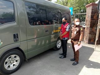 Tim Penyidik Tindak Pidana Khusus (Pidsus) Kejaksaan Tinggi Sumatera Utara (Kejati Sumut) menetapkan 2 orang tersangka terkait dugaan korupsi penyalahgunaan pencairan jaminan pada Kredit Cepat Aman (KCA)