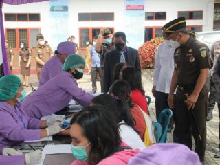 Kepala Kejaksaan Tinggi Sumatera Utara (Kajati Sumut) IBN Wiswantanu melanjutkan kunjungan kerja ke Kejari Humbang Hasundutan di Dolok Sanggul, Selasa (26/10/2021) setelah sebelumnya mengunjungi Kejari Dairi di Sidikalang.