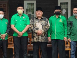 Bupati Langkat, Terbit Rencana PA berfoto bersama dengan para pengurus PPP Langkat