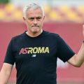 Jose Mourinho kembali menelan kekalahan setelah timnya AS Roma dikalahkan 3-2 oleh tim promosi, Venezia dalam lanjutan Liga Italia Serie yang berlangsung di Pier Luigi Penzo, Minggu (7/11/2021) malam WIB.