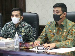 Walikota Medan, Bobby Nasution saat menghadiri rapat di Kantor Gubsu, Kamis (11/11/2021)