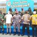 Sinergitas TNI - Polri, Yonif 8 Marinir Tangkahan Lagan bersama Kodim 0203/Langkat dan Polres Langkat gelar vaksin massal, di Mako Batalyon 8 Marinir Tangkahan Lagan Pangkalan Berandan Kecamatan Sei Lepan, Langkat, Jum'at (12/11/2021).