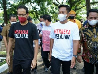 Rektor Universitas Sumatera Utara (USU) Dr Muryanto Amin mendukung penuh Peraturan Menteri Pendidikan Kebudayaan Riset dan Teknologi (Permendikbudristek) Nomor 30 Tahun 2021 tentang Pencegahan dan Penanganan Kekerasan Seksual (PPKS)