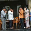 Bupati Langkat Terbit Rencana PA menerima audiensi pengurus Mamre GBKP Klasis Binjai Langkat dan Kuala Langkat dan Lembaga Pesta Paduan Suara Gerejawi Daerah ( Pesparawi LPPD) Langkat di kediaman pribadinya di Desa Raja Tengah, Kecamatan Kuala, Langkat, Rabu ( 16/11/2021).