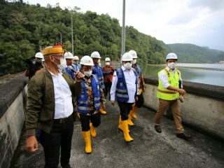 Rombongan Komisi VII DPR melakukan kunjungan kerja ke sejumlah lokasi, salah satunya milik PT Inalum Persero