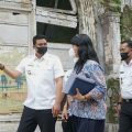 Walikota Medan, Bobby Nasution dan Wakil Walikota Medan, Aulia Rachman mendampingi perwakilan Kementrian PUPR meninjau Gedung Warenhuis di Jalan Hindu, Medan beberapa waktu lalu. Pemko Medan berencana melakukan penataan kawasan Kota Lama Kesawan akan dilakukan awal 2022.