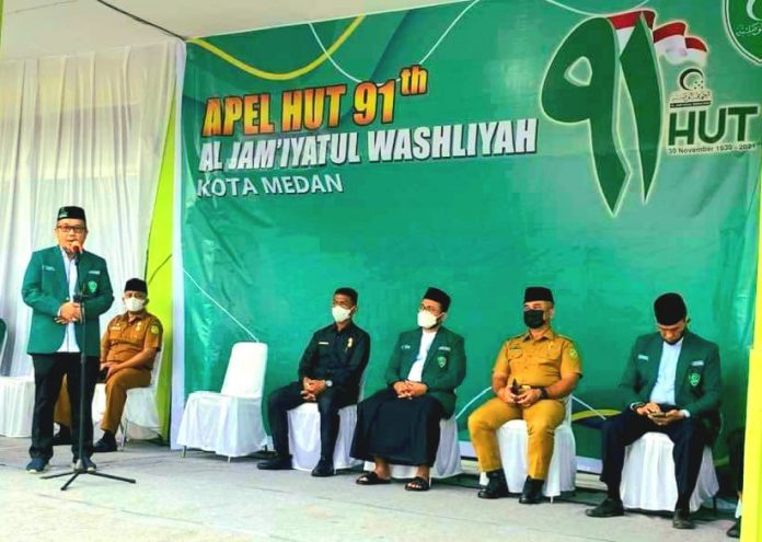 Ketua PD Al Washliyah Medan Abdul Hafiz Harahap, memberikan sambutan dalam apel peringatan HUT ke 91 Al Washliyah di Medan, 30 November 2021.(ist)