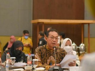 Komisi XI DPR RI yang dipimpin oleh Anggota Komisi XI DPR RI Gus Irawan Pasaribu