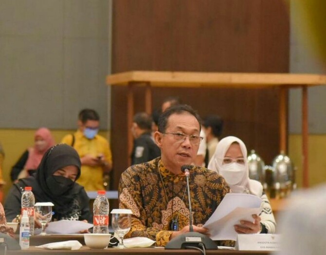 Komisi XI DPR RI yang dipimpin oleh Anggota Komisi XI DPR RI Gus Irawan Pasaribu