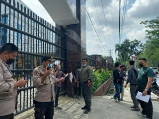 Kejaksaan Tinggi Sumatera Utara diminta segera mengusut tuntas dugaan korupsi pengadaan Mobil X-Ray di Bea Cukai (BC) Pelabuhan Belawan. Pengadaan mobil x-ray itu tahun 2017, dengan biaya perawatan setiap tahun.