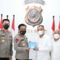 Ketua PWI Sumut Farianda Putra Sinik dan jajaran pengurus menemui Kapolda Sumut, Irjen Pol RZ Panca Putra Simanjuntak, Selasa (14/12/2021).