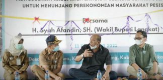 Yayasan Konservasi Pesisir Indonesia (Yakopi) memberikan pelatihan pembuatan gula nipah guna meningkatkan prekonomian masyarakat di lima desa di Langkat, Selasa (14/12/2021).