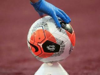 Liga Inggris 2021/2022 seharusnya memainkan pekan 18 pada tanggal 18 dan 19 Desember 2021.