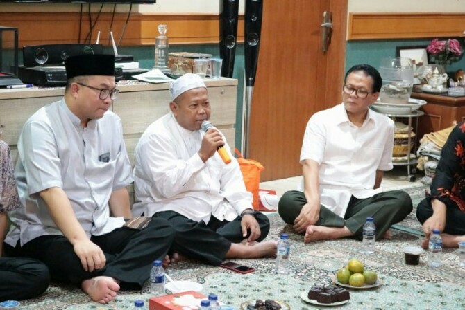 Rektor IPB sekaligus seorang akademisi dan guru besar ekologi-politik Arif Satria terpilih menjadi ketua umum (Ketum) Ikatan Cendikiawan Muslim se-Indonesia (ICMI) periode 2021-2026.