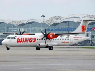 Maskapai penerbangan berjadwal Wings Air (Lion Group) pada tahun 2022 berencana menambah frekuensi penerbangan ke Bandar Udara Cut Nyak Dhien Nagan Raya Aceh menjadi tiga kali sepekan, dari sebelumnya satu kali penerbangan setiap pekan menuju ke Bandar Udara Internasional Kualanamu, Deli Serdang, Sumatera Utara.