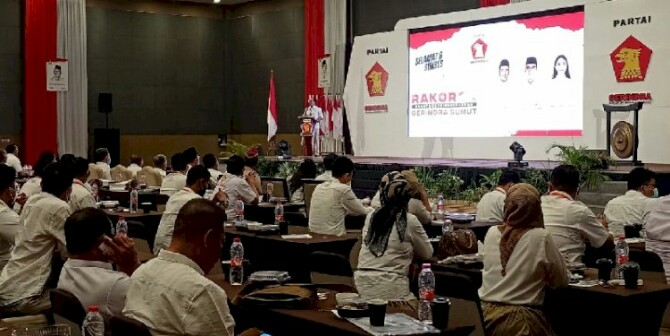 Kader Partai Gerindra di Sumatera Utara meminta agar Prabowo Subianto siap sedia menjadi calon presiden pada Pilpres 2024 mendatang.
