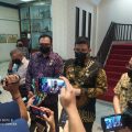 Pemko Medan akan melakukan vaksinasi anak usia 6-11 tahun secara serentak mulai Senin depan (17/1/2022). Hal ini menyusul vaksinasi untuk lansia di Kota Medan sudah mencapai 62%.