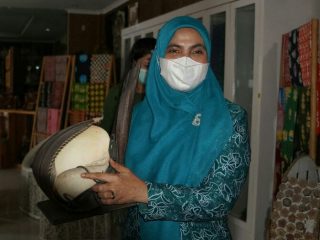 Ketua Tim PKK Kabupaten Bireuen, Nurjanah Ali