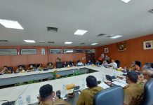 Komisi I DPRD Medan sepakat proses perekrutan kepala lingkungan yang diduga bermasalah diulang.