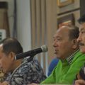 Wakil Bupati Langkat, Syah Afandin memimpin rapat konsolidasi internal dan penguatan kinerja dengan seluruh Kepala Perangkat Daerah dan camat pasca terjadinya operasi tangkap tangan yang dilakukan KPK dan menjerat Bupati Langkat,Terbit Rencana PA, Selasa malam (18/1/2022).