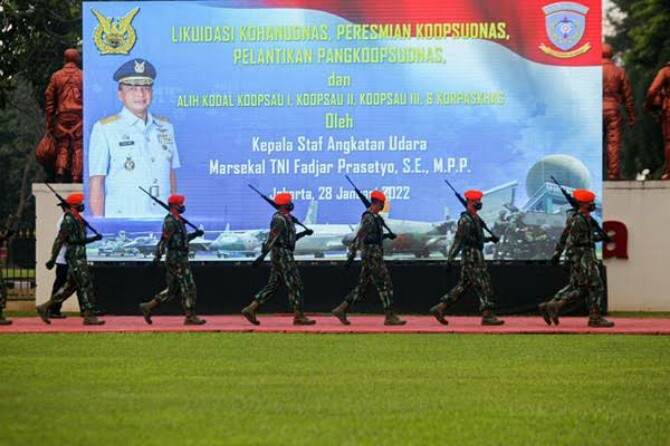 Kepala Staf Angkatan Udara (Kasau) Marsekal TNI Fadjar Prasetyo melikuidasi organisasi Komando Pertahanan Udara Nasional (Kohanudnas) dan meresmikan organisasi baru, Komando Operasi Udara Nasional (Koopsudnas).