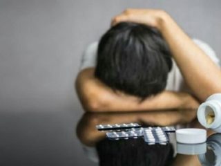 Polda Metro Jaya kembali menangkap publik figur yang diduga terlibat dalam kasus penyalahgunaan narkoba