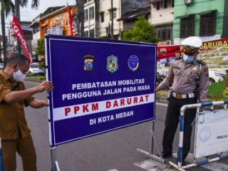 Pemberlakuan Pembatasan Kegiatan Masyarakat (PPKM) di Kota Medan dinaikkan pemerintah pusat dari level I menjadi level II.