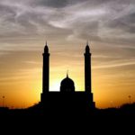 Pimpinan Pusat (PP) Muhammadiyah telah resmi menetapkan 1 Ramadan 1443 H jatuh pada Sabtu, 2 April 2022. Hal tersebut berdasarkan surat Maklumat PP Muhammadiyah Nomor 01/MLM/I.0/E/2022 tentang Penetapan Hasil Hisab Ramadhan, Syawal, dan Zulhijah 1443.