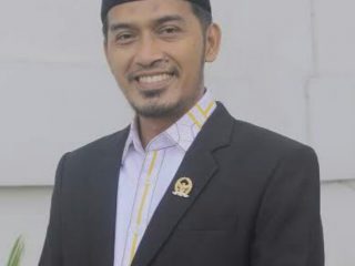 Anggota Komisi III DPRD Medan, Rudiawan Sitorus menilai Dirut PUD Pasar, Suwarno belum mampu menterjemahkan keinginan Walikota Medan, Bobby Afif Nasution dalam menata pasar tradisional di Kota Medan.