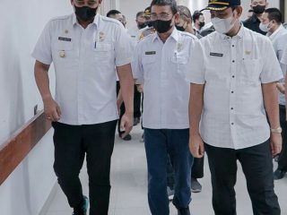 Walikota Medan, Bobby Nasution meninjau RSUD Medan Labuhan di Jalan Kol L Yos Sudarso Km 19, Kelurahan Pekan Labuhan, Kecamatan Medan Labuhan, Rabu (2/2/2022). Peninjauan dilakukan untuk memastikan apakah rumah sakit tipe c itu sudah layak dioperasikan atau belum.