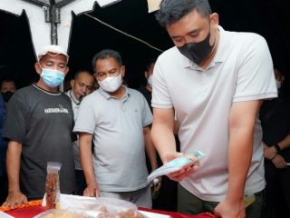 Walikota Medan, Bobby Nasution saat menghadiri silaturahim dengan kepala daerah di Sumut di Kabupaten Sergai, Jumat (4/2/2022). Foto:dok