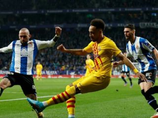 Barcelona gagal meraih poin dalam lawatannya ke Stadion Cornella -El Prat markasnya Espanyol, Senin dinihari (14/2/2022). Kedua tim bermain imbang 2-2.