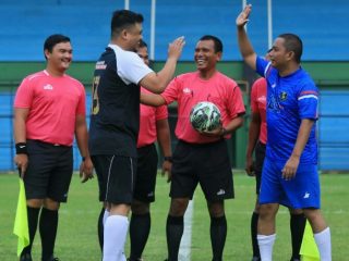 Sebagai wujud komitmen membenahi dan memajukan PSMS Medan, Walikota Medan, Bobby Nasution akan merenovasi total Stadion Teladan.