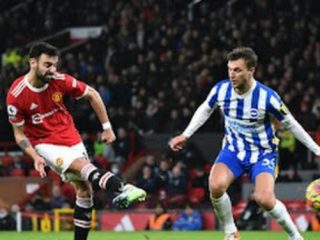 Manchester United akhirnya meraih poin penuh di kandang sendiri usai mengalahkan Brighton 2-0 dalam lanjutan Liga Inggris, Rabu (16/2022).