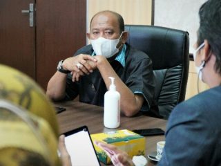 Plt Bupati Langkat, Syah Afandin menerima PT Daun Agro di Kantor Bupati Langkat, Stabat, Rabu (16/2/2022). Pertemuan ini untuk menjalin kerjasama di bidang pertanian, khusus jagung dan padi.