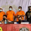 Personel Ditreskrimum Polda Metro Jaya berhasil meringkus tiga orang pelaku pengeroyokan Ketua Umum DPP KNPI, Haris Pertama. Pihak kepolisian pun memaparkan peran masing-masing pelaku.