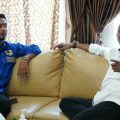 Plt Bupati Langkat, Syah Afandin saat bertemu Ketua KNPI Langkat di Kantor Bupati Langkat, Rabu (2/3/2022). Foto:ist