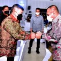 Gubernur Sumatera Utara (Sumut) Edy Rahmayadi bersama Wakil Gubenur Sumut Musa Rajekshah menghadiri acara pisah sambut Panglima Komando Daerah Militer (Kodam) I/Bukit Barisan dari Mayjen TNI Hassanudin kepada Mayjen TNI Achmad Daniel Chardin di Balai Prajurit Kodam I Bukit Barisan, Jalan Gatot Subroto Medan, Senin (7/3/2022). (kaldera/diskomonfo)