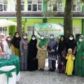 Wakil Penasihat Dharma Wanita Persatuan (DWP) Sumatera Utara (Sumut) Sri Ayu Mihari menghadiri kegiatan bakti sosial yang dilaksanakan Dharma Wanita Unit Fakultas Syariah dan Hukum bekerja sama dengan Fakultas Syariah dan Hukum UIN Sumut di Ruang Terbuka Hijau (RTH) di Kampus Jalan Williem Iskandar Pasar V Medan Estate, Kecamatan Percut Seituan, Kabupaten Deliserdang, Selasa (8/3). (kaldera/diskominfo)