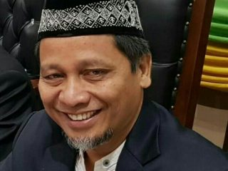 Wakil Ketua DPRD Medan, Rajuddin Sagala sangat menyayangkan sekali masih banyak bangunan tanpa izin maupun menyalahi izin berdiri di Kota Medan.