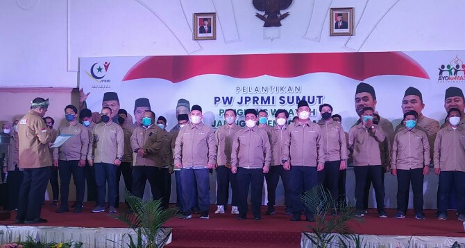 Para Pengurus JPRMI Sumut saat dilantik di Hotel Madani Medan, Minggu (20/3/2022)