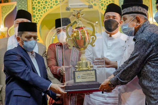 Kota Medan kembali keluar sebagai juara umum MTQ ke-38 tingkat Sumatera Utara 2022. Tercatat, sudah lima kali secara berturut-turut Kota Medan berhasil meraih prestasi membanggakan ini sejak MTQ tingkat Sumut digelar.