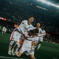 Pemain Eintracht Frankfurt merayakan kemenangan atas Barcelona di Camp Nou, dinihari tadi. Tim asal Jerman ini melaju ke semifinal Liga Europa untuk berhadapan dengan West Ham United.