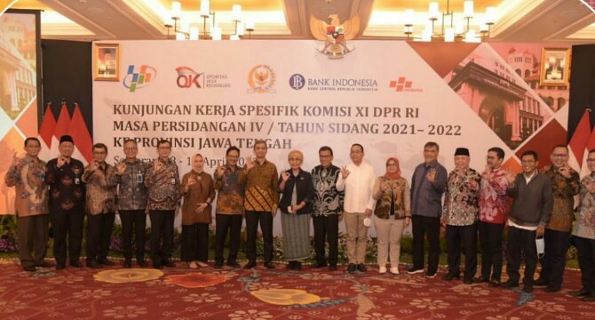 Anggota Komisi XI DPR RI Gus Irawan Pasaribu saat turut dalam kunjungan spesifik (kunspek) ke daerah di Semarang, Jawa Tengah.