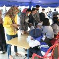 Warga Medan saat sedang mendaftar ikut program mudik gratis Pemko Medan di Lapangan Merdeka beberapa hari lalu.