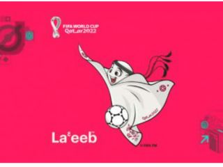 Piala Dunia 2022 di Qatar resmi mengenalkan maskot mereka bernama La'eeb pada Jumat (1/4/2022). Ikon serba putih ini memiliki ekspresi ceria yang memiliki arti pemain terampil. Bersamaan dengan itu, FIFA juga menyiapkan slogan 'Now is All'.