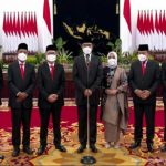 Anggota Komisi Pemilihan Umum ( KPU ) periode 2022-2027 baru saja dilantik oleh Presiden Jokowi di Istana Negara, Jakarta, Selasa (12/4/2022).