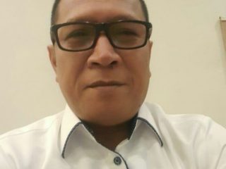 Unggahan status di laman facebook atas nama Zainuddin Purba menjadi perbincangan di kalangan wartawan. Pasalnya, unggahan anggota DPRD Sumut dari Fraksi Partai Golkar ini melecehkan profesi wartawan.