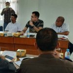 Ketua Komisi III DPRD Medan, Afif Abdillah ketika memberikan masukan kepada jajaran direksi dan manajemen PUD Pasar Kota Medan